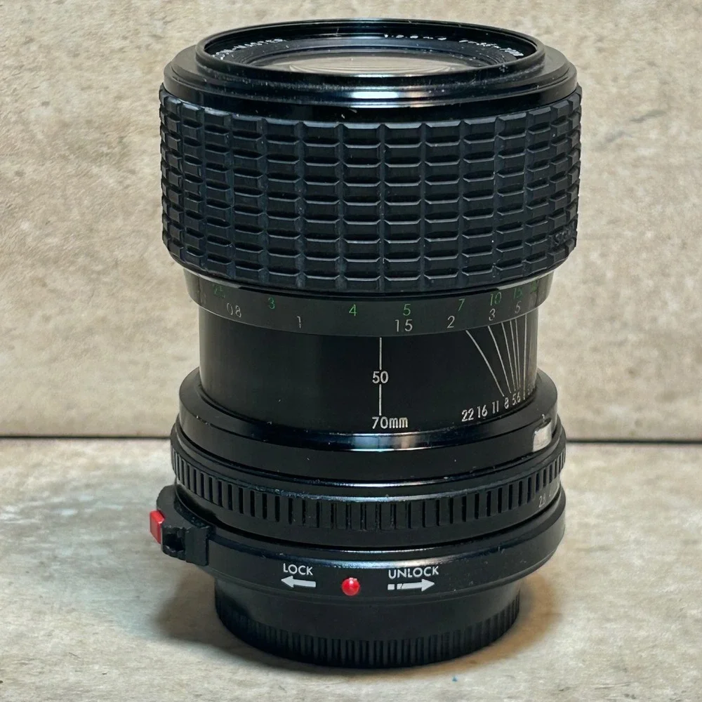 Sigma Zoom-Master 35-70mm f2.8-4 Multi-Coated Lens for Canon FD Mount Japan